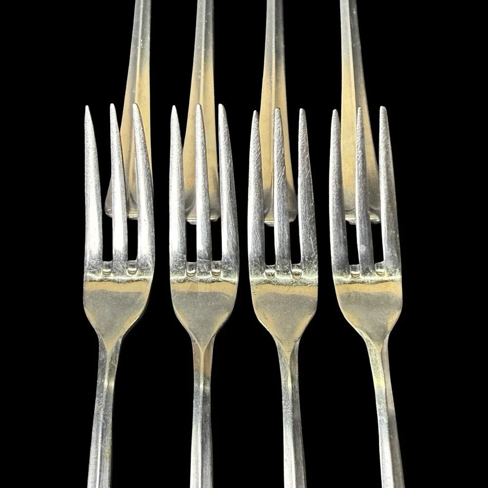 EKCO ETERNA Colonial Richmond 3 Prong Stainless Steel Dinner Forks Lot Of 8